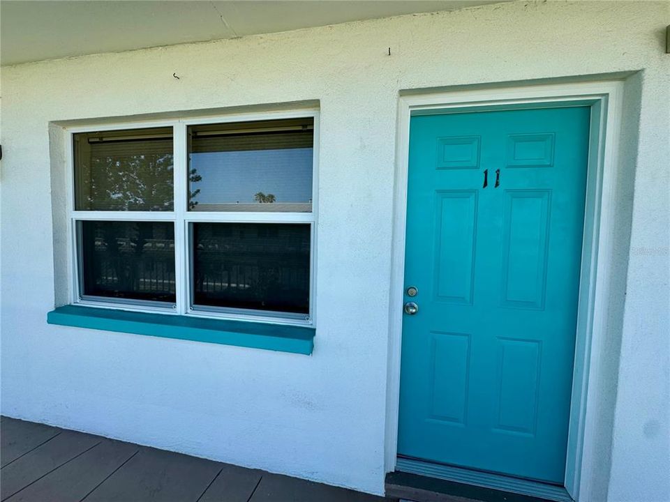 For Rent: $1,200 (1 beds, 1 baths, 585 Square Feet)