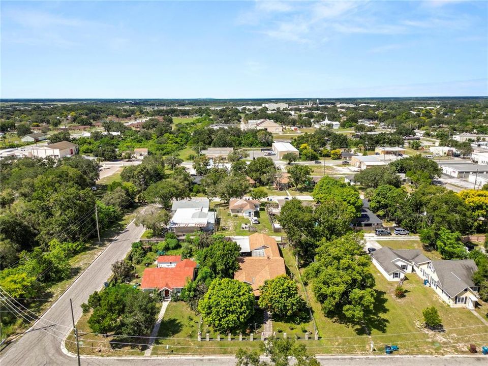 На продажу: $235,000 (3 спален, 2 ванн, 2008 Квадратных фут)