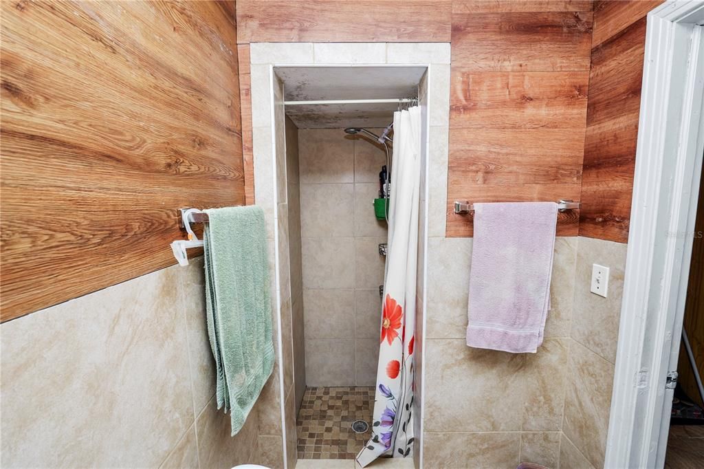 На продажу: $235,000 (3 спален, 2 ванн, 2008 Квадратных фут)