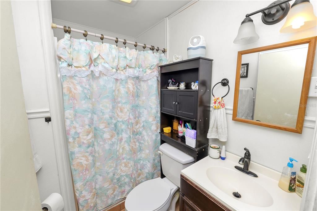 На продажу: $235,000 (3 спален, 2 ванн, 2008 Квадратных фут)