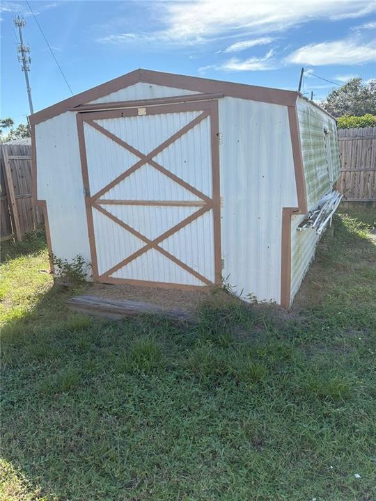 合同活跃: $245,000 (3 贝兹, 2 浴室, 1354 平方英尺)