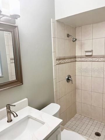 出租: $2,400 (3 贝兹, 2 浴室, 1152 平方英尺)