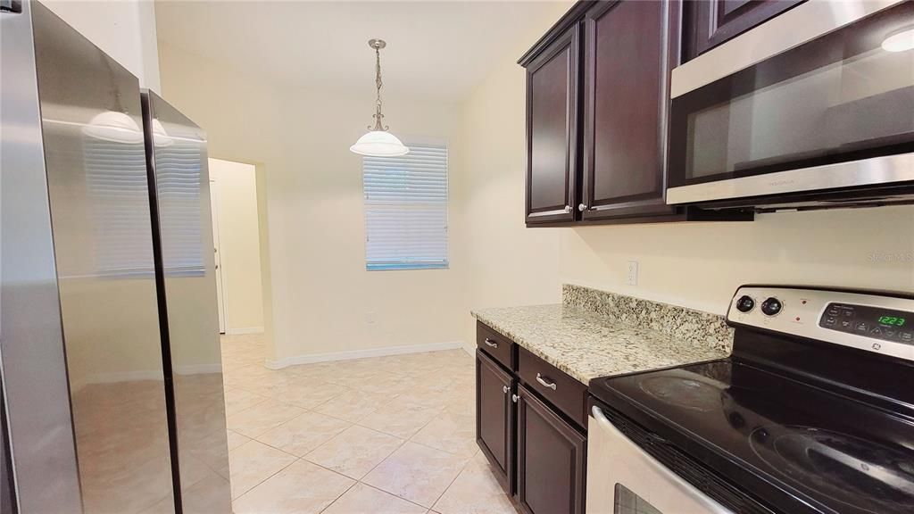 For Sale: $325,000 (3 beds, 2 baths, 2010 Square Feet)