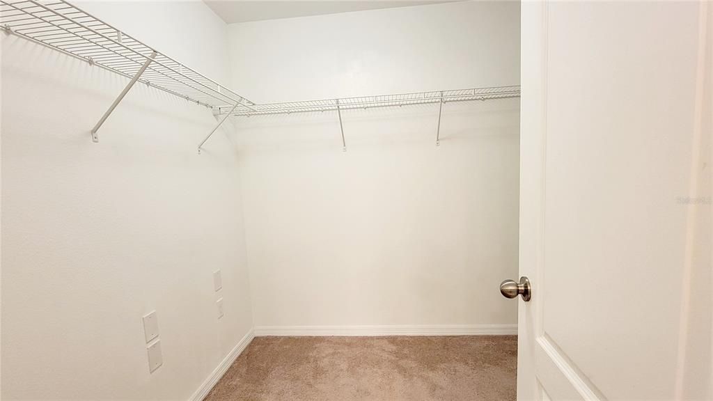 For Sale: $325,000 (3 beds, 2 baths, 2010 Square Feet)