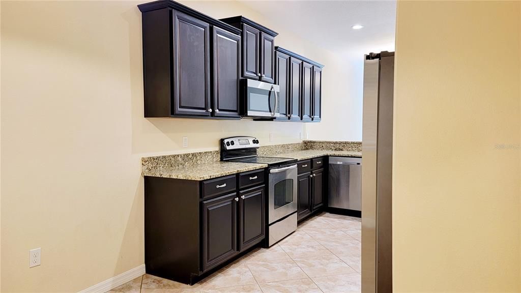 For Sale: $325,000 (3 beds, 2 baths, 2010 Square Feet)