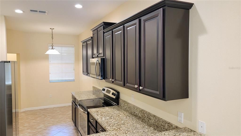 For Sale: $325,000 (3 beds, 2 baths, 2010 Square Feet)