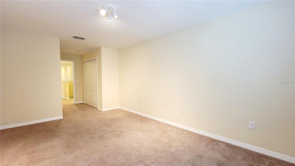 For Sale: $325,000 (3 beds, 2 baths, 2010 Square Feet)