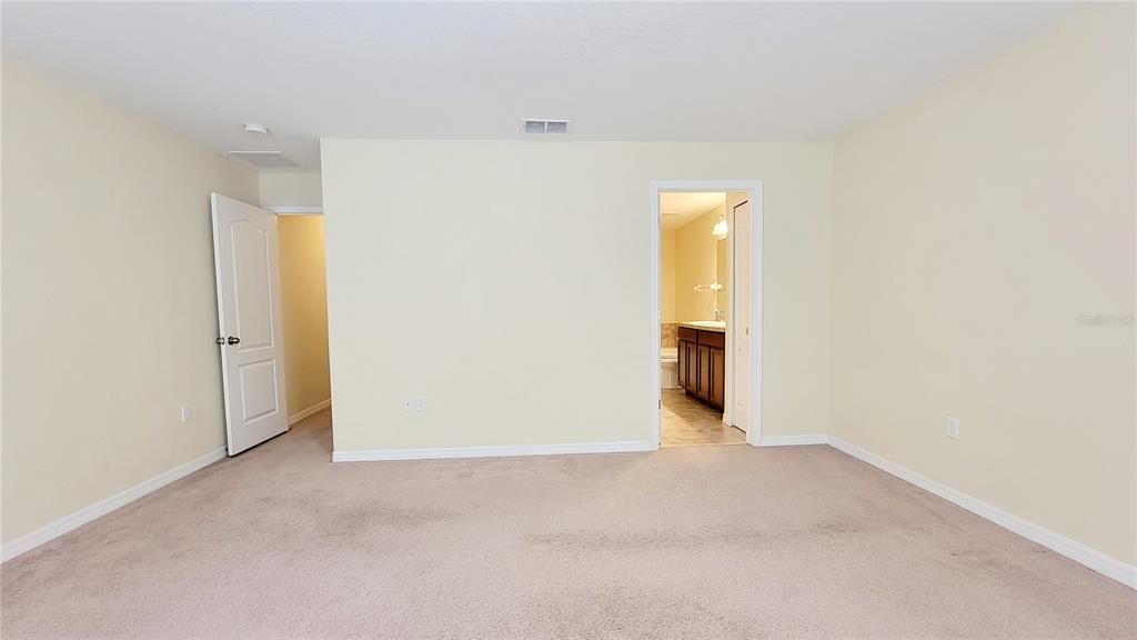 For Sale: $325,000 (3 beds, 2 baths, 2010 Square Feet)