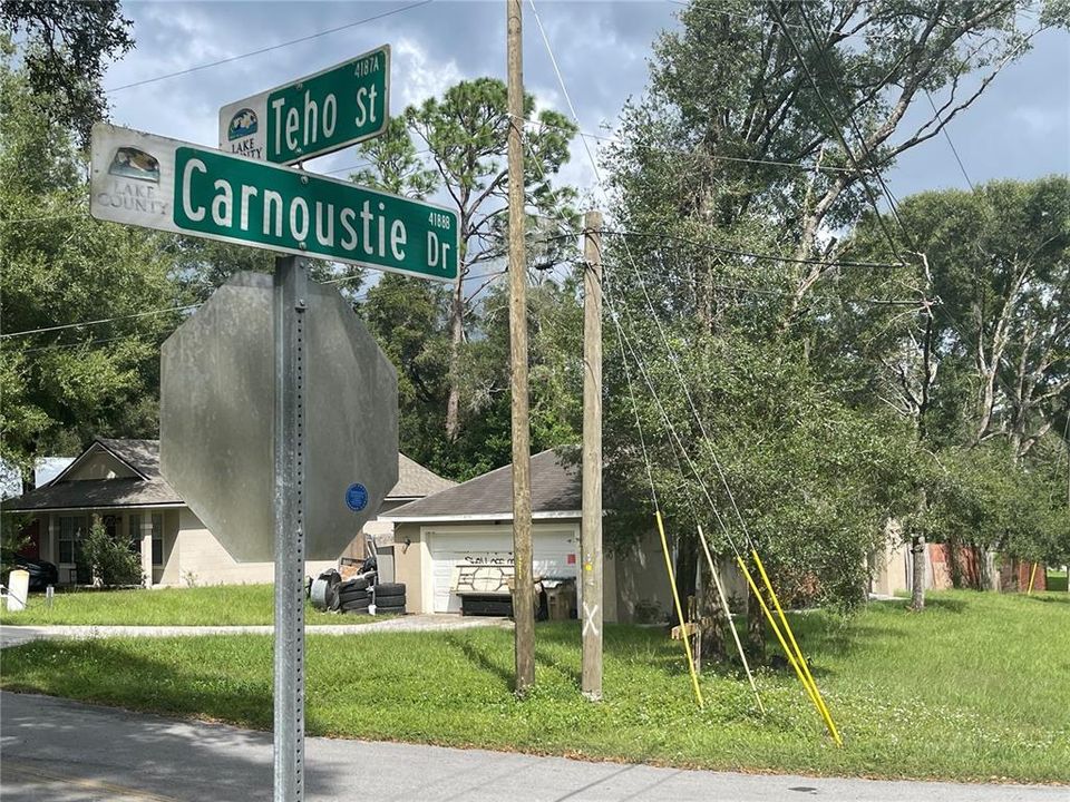 На продажу: $199,900 (3 спален, 2 ванн, 1241 Квадратных фут)