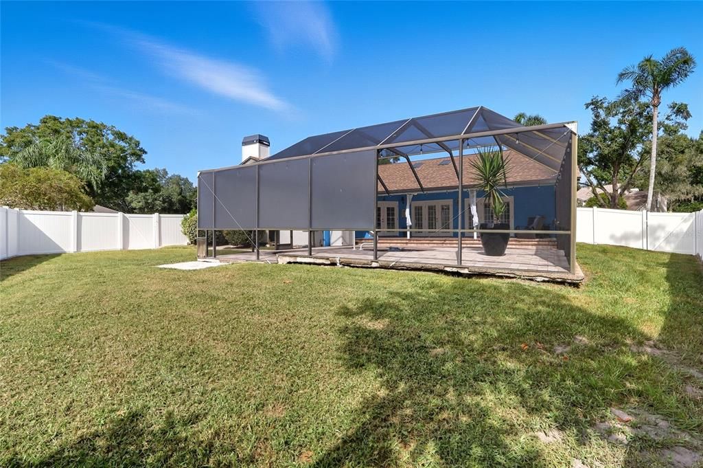 Под контрактом: $499,000 (4 спален, 2 ванн, 2200 Квадратных фут)