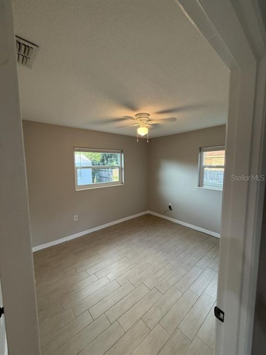 На продажу: $240,000 (3 спален, 2 ванн, 1118 Квадратных фут)