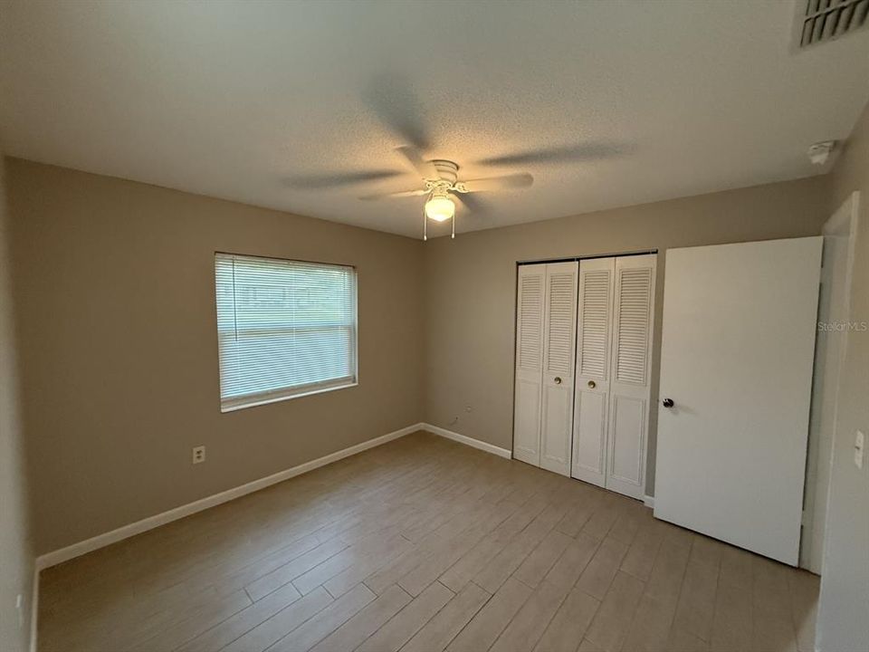 На продажу: $240,000 (3 спален, 2 ванн, 1118 Квадратных фут)