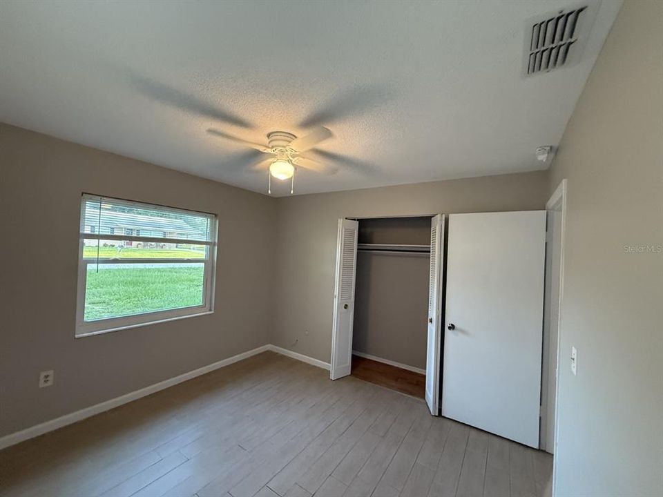 На продажу: $240,000 (3 спален, 2 ванн, 1118 Квадратных фут)