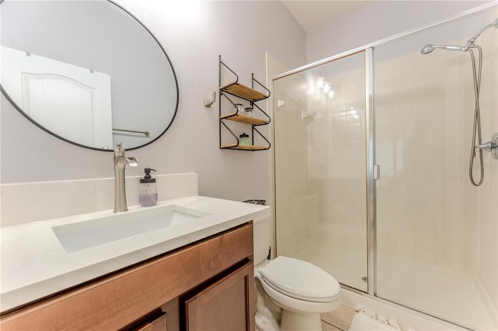 Под контрактом: $3,000 (4 спален, 3 ванн, 2420 Квадратных фут)