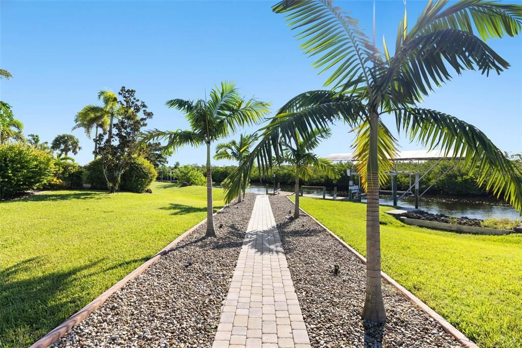 For Sale: $1,399,000 (4 beds, 3 baths, 3155 Square Feet)