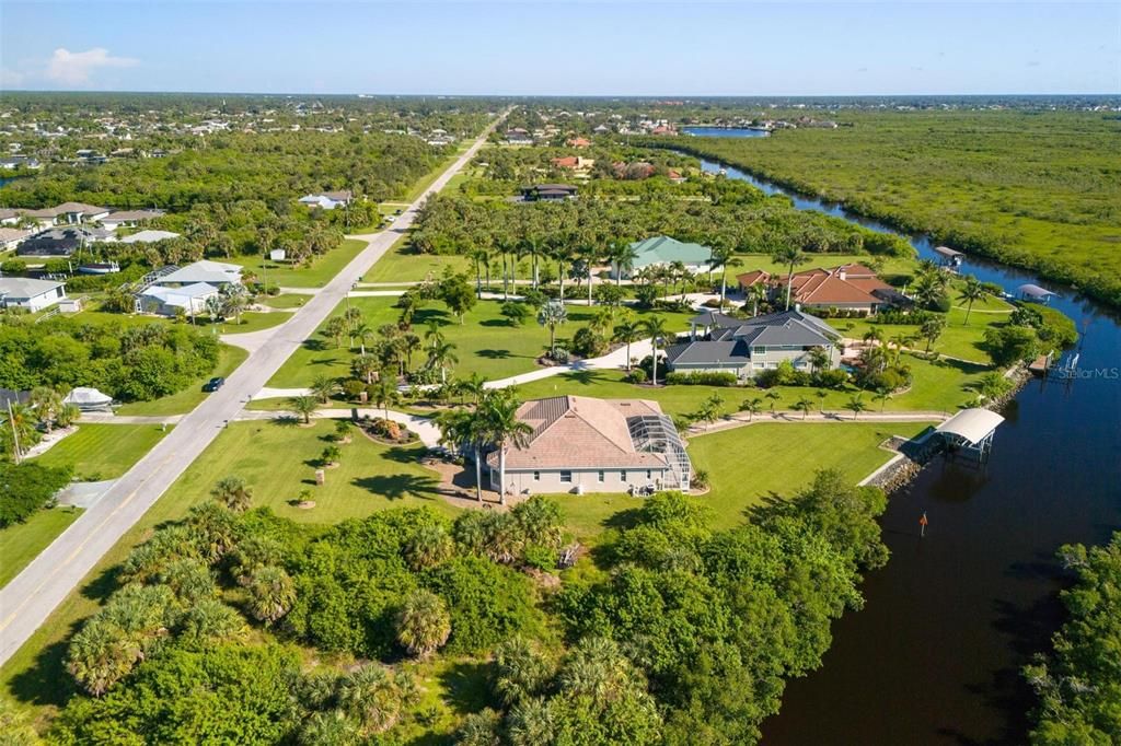 For Sale: $1,399,000 (4 beds, 3 baths, 3155 Square Feet)