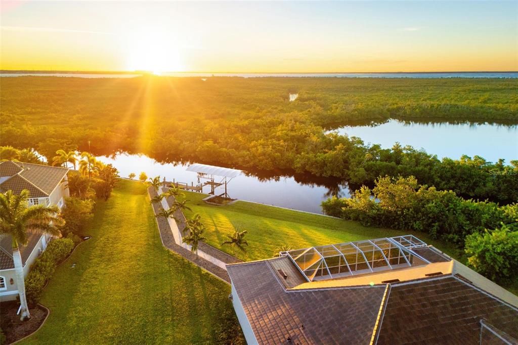 For Sale: $1,399,000 (4 beds, 3 baths, 3155 Square Feet)