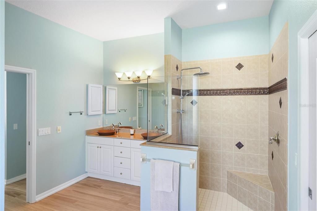 For Sale: $1,399,000 (4 beds, 3 baths, 3155 Square Feet)