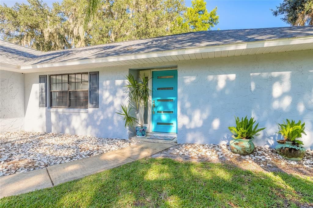Active With Contract: $315,000 (3 beds, 2 baths, 1354 Square Feet)