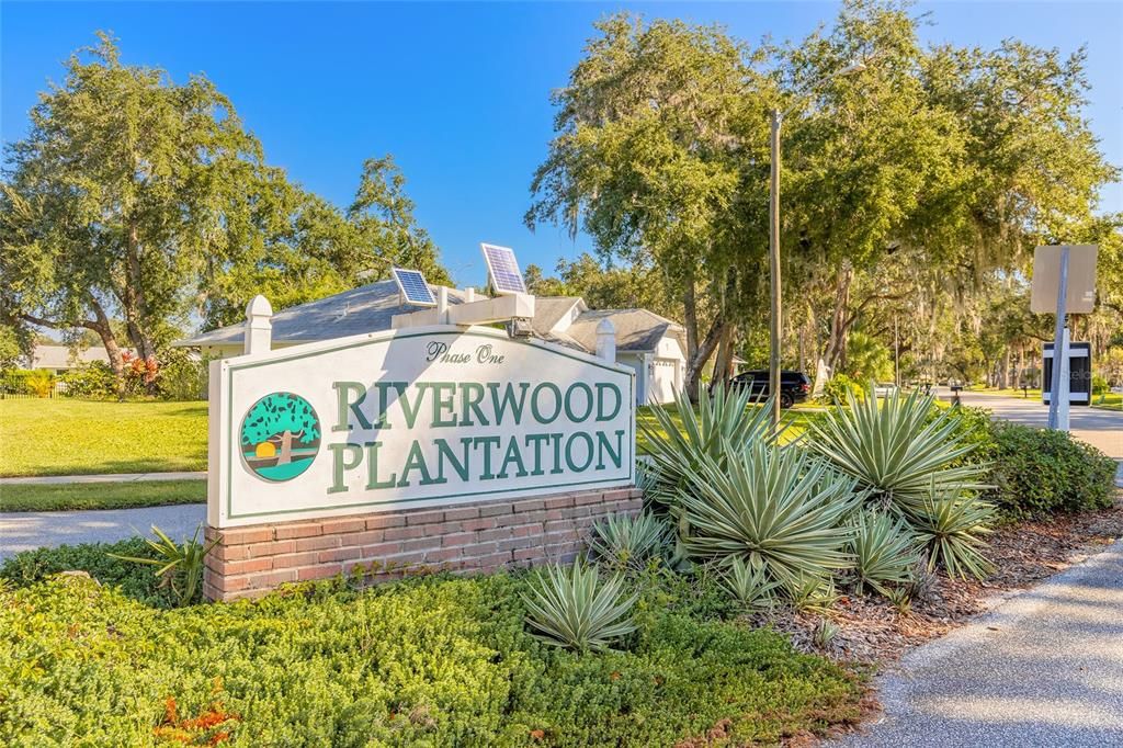 Active With Contract: $315,000 (3 beds, 2 baths, 1354 Square Feet)