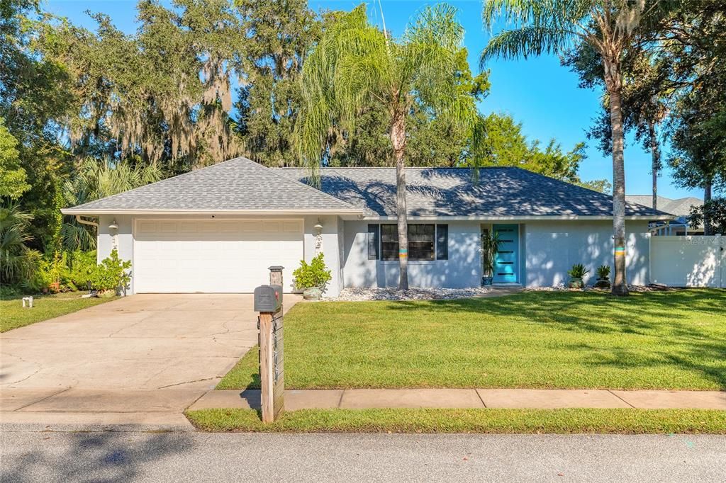 Active With Contract: $315,000 (3 beds, 2 baths, 1354 Square Feet)