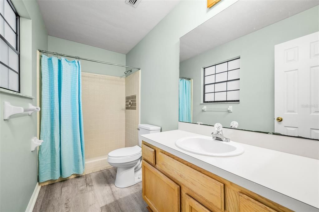 Active With Contract: $275,000 (3 beds, 2 baths, 1340 Square Feet)