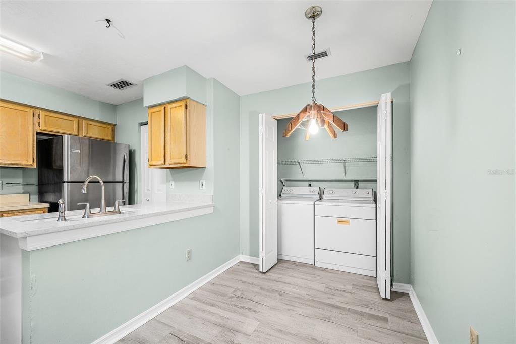 Active With Contract: $275,000 (3 beds, 2 baths, 1340 Square Feet)