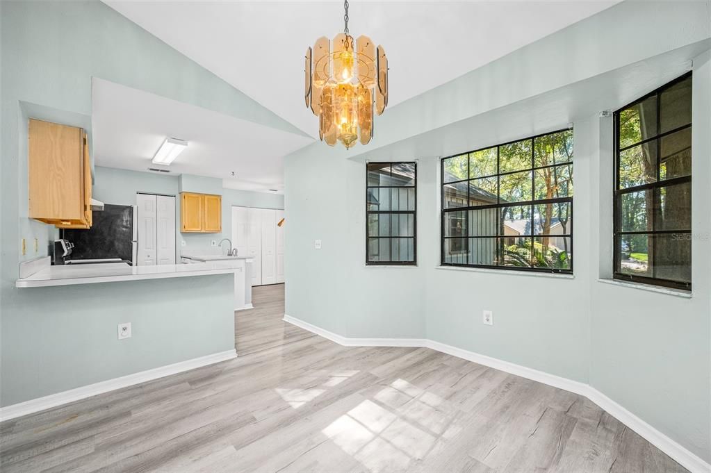 Active With Contract: $275,000 (3 beds, 2 baths, 1340 Square Feet)