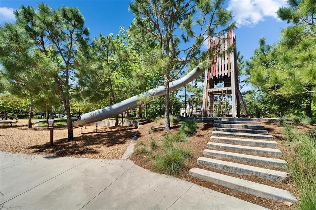 En Venta: $995,000 (4 camas, 3 baños, 2680 Pies cuadrados)