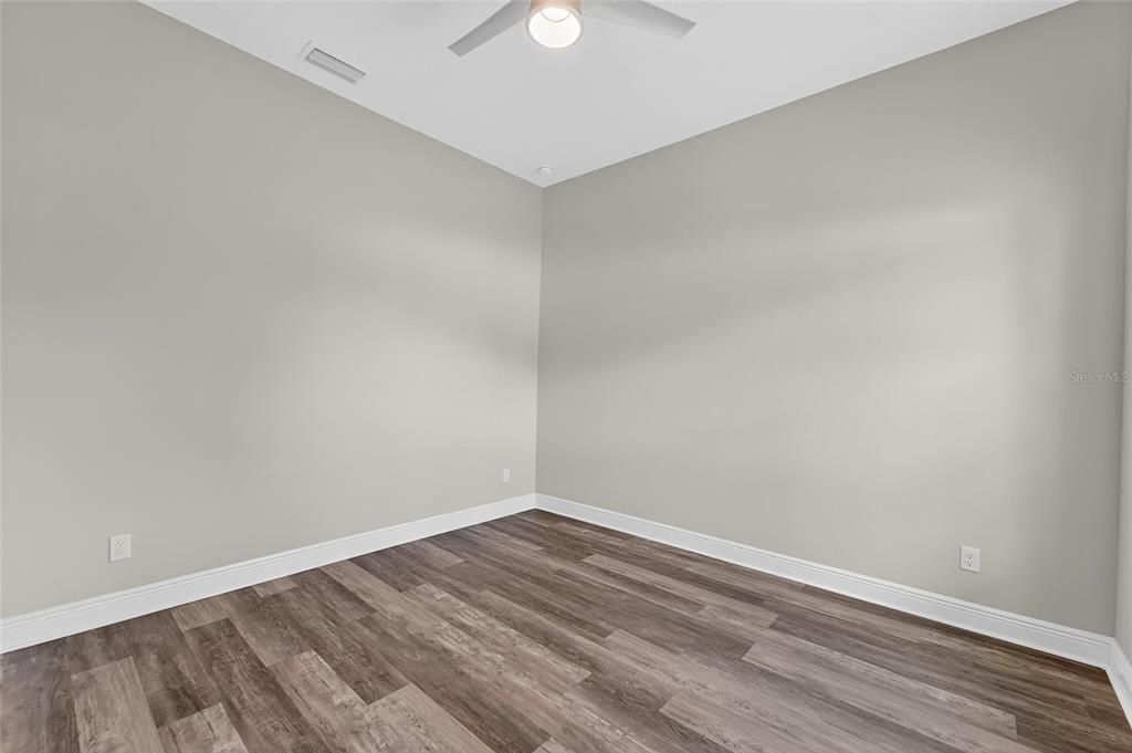 En Venta: $995,000 (4 camas, 3 baños, 2680 Pies cuadrados)