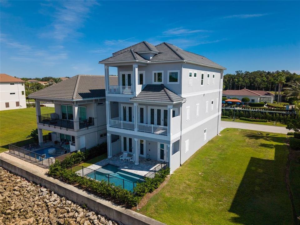 For Sale: $1,749,000 (4 beds, 4 baths, 4487 Square Feet)