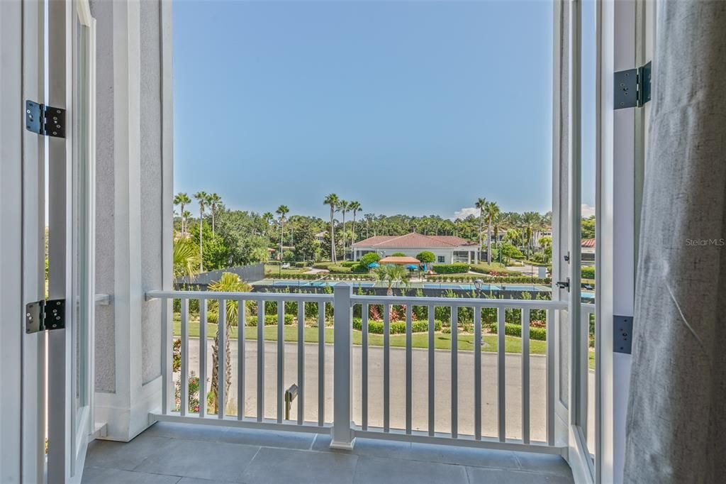 For Sale: $1,749,000 (4 beds, 4 baths, 4487 Square Feet)