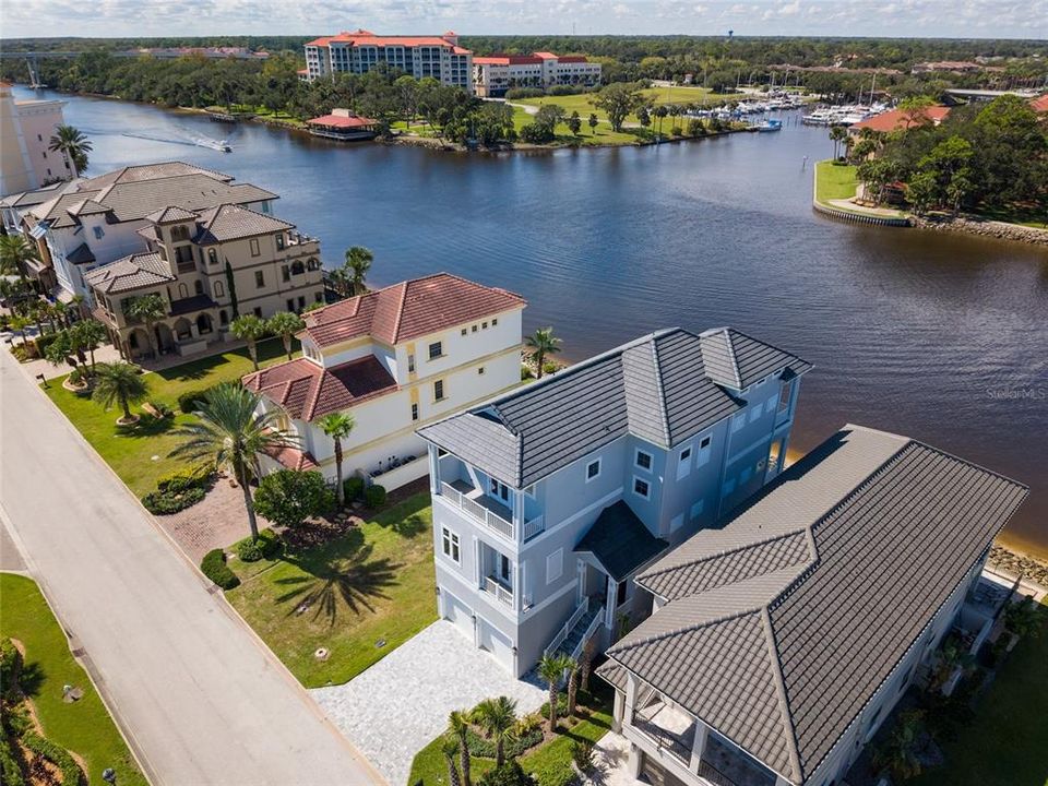 For Sale: $1,749,000 (4 beds, 4 baths, 4487 Square Feet)