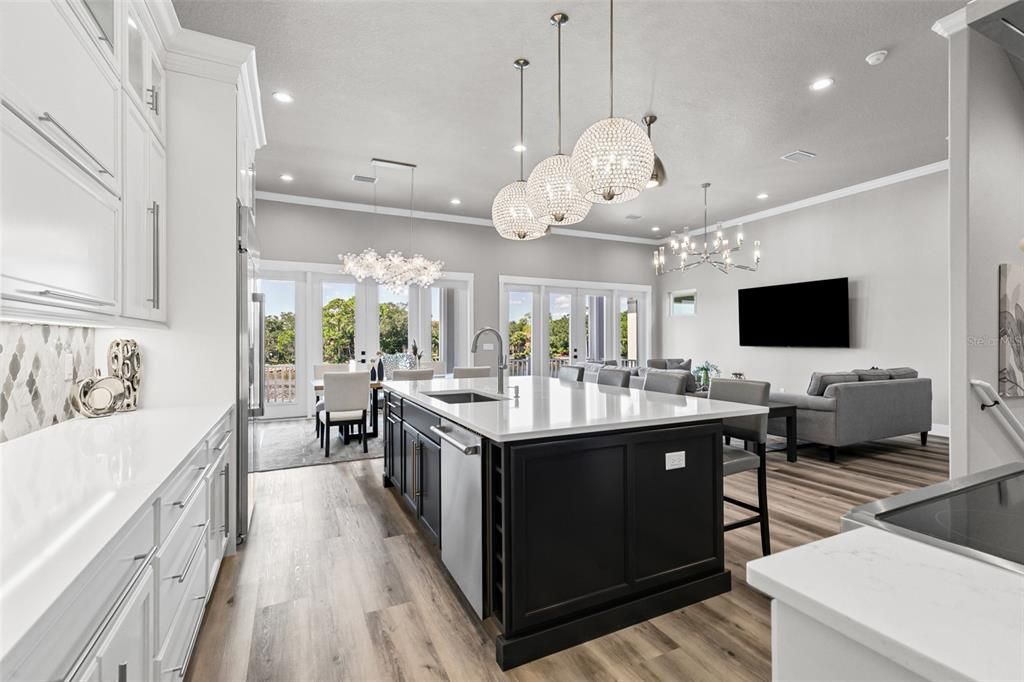 For Sale: $1,749,000 (4 beds, 4 baths, 4487 Square Feet)