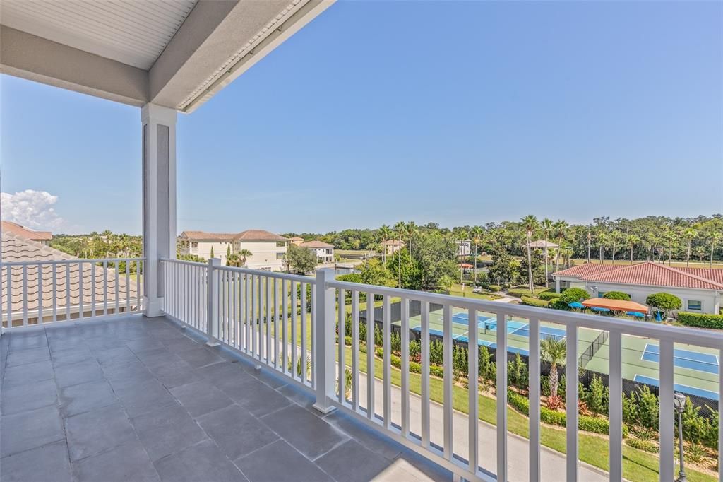 For Sale: $1,749,000 (4 beds, 4 baths, 4487 Square Feet)