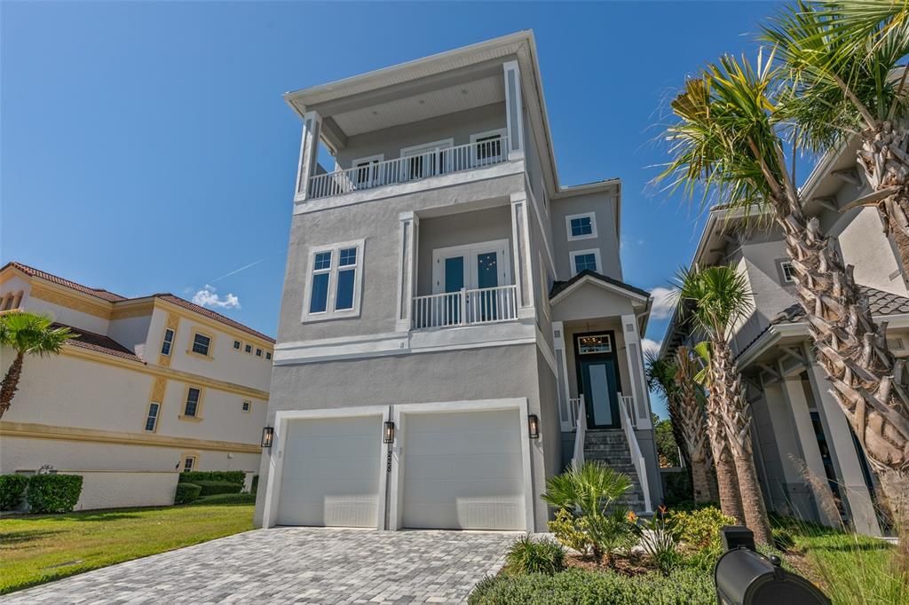 For Sale: $1,749,000 (4 beds, 4 baths, 4487 Square Feet)