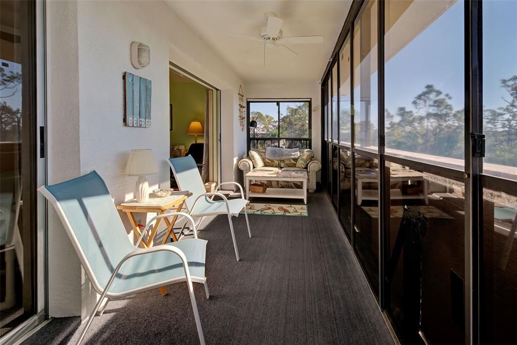 For Sale: $127,900 (2 beds, 2 baths, 1092 Square Feet)