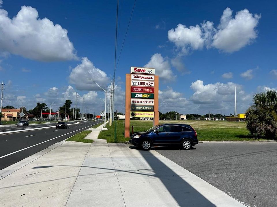 For Sale: $2,249,000 (4.49 acres)