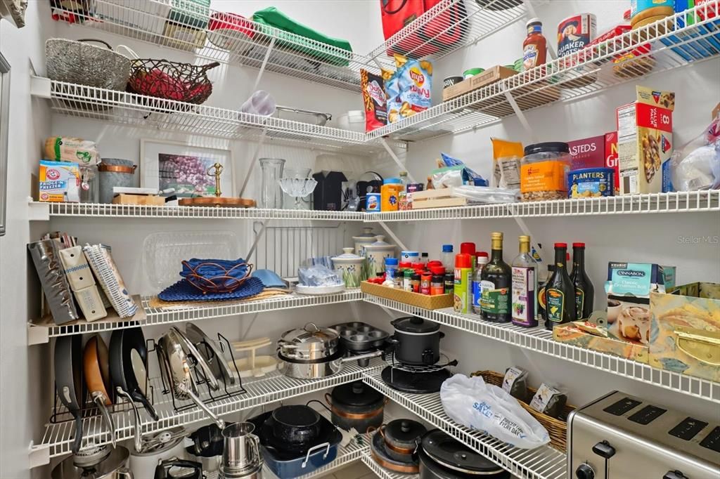 待售: $425,000 (3 贝兹, 3 浴室, 2598 平方英尺)