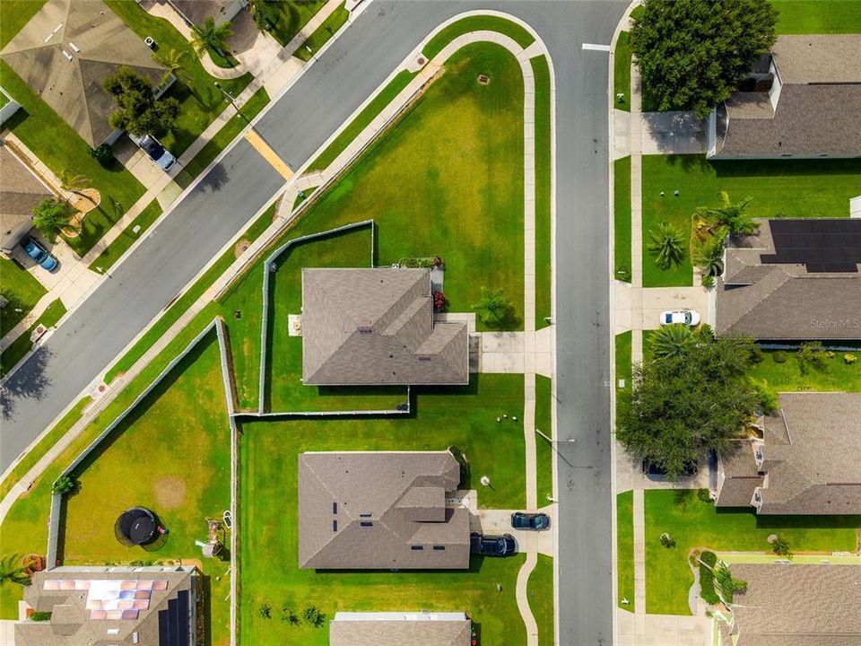 Active With Contract: $300,000 (4 beds, 2 baths, 1564 Square Feet)