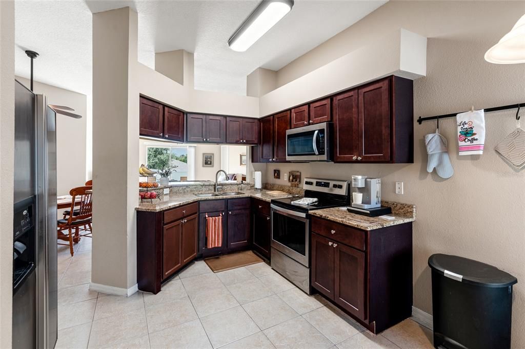 Active With Contract: $300,000 (4 beds, 2 baths, 1564 Square Feet)