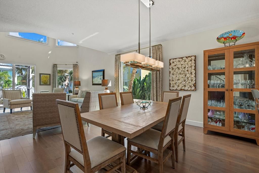 待售: $1,799,000 (3 贝兹, 3 浴室, 2691 平方英尺)