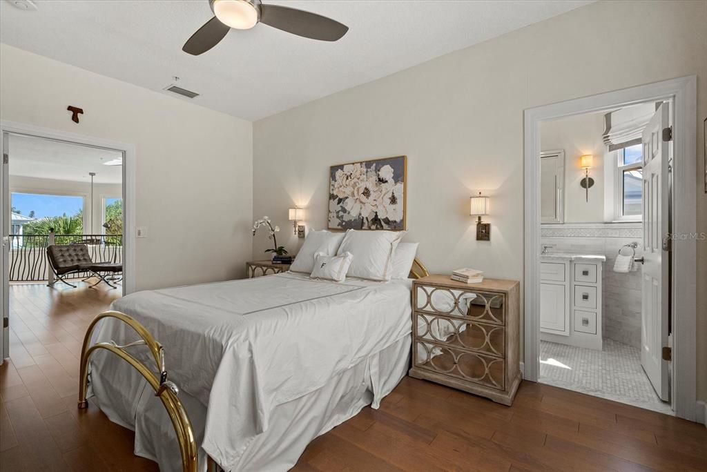 待售: $1,799,000 (3 贝兹, 3 浴室, 2691 平方英尺)