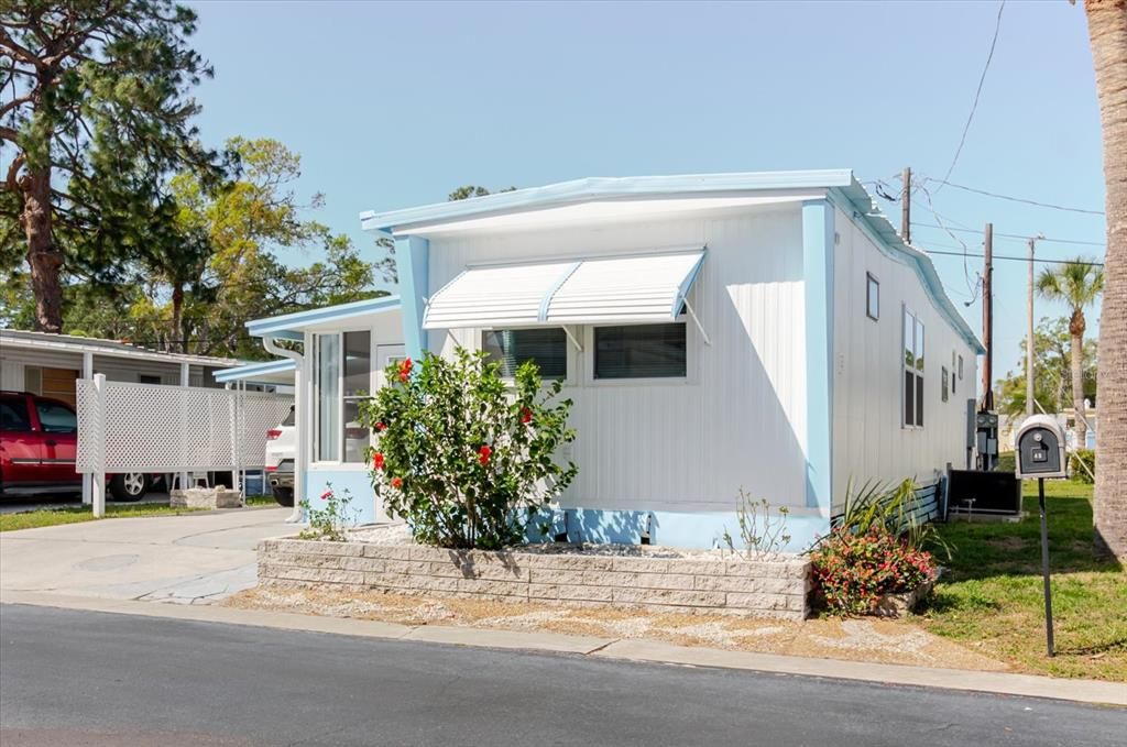 待售: $100,000 (2 贝兹, 1 浴室, 636 平方英尺)