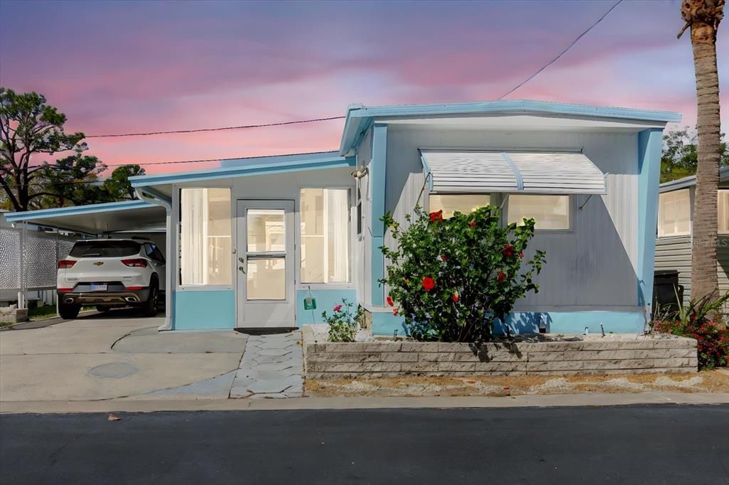 待售: $100,000 (2 贝兹, 1 浴室, 636 平方英尺)