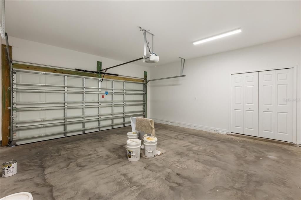 For Sale: $379,000 (3 beds, 2 baths, 1692 Square Feet)