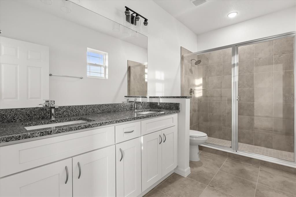 For Sale: $379,000 (3 beds, 2 baths, 1692 Square Feet)