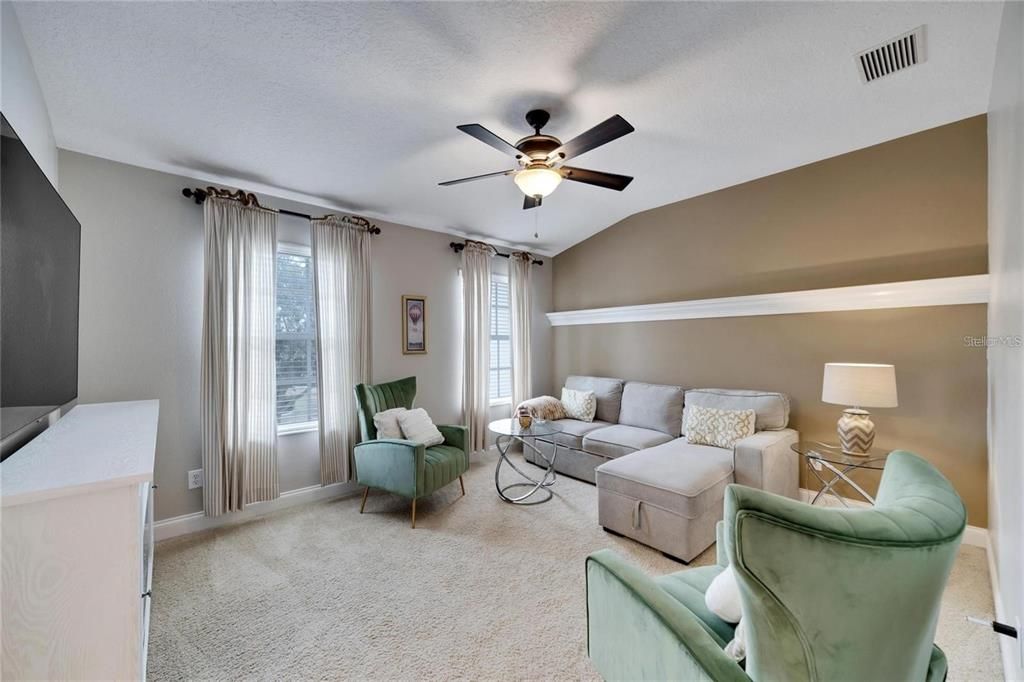 For Rent: $3,200 (4 beds, 2 baths, 2623 Square Feet)