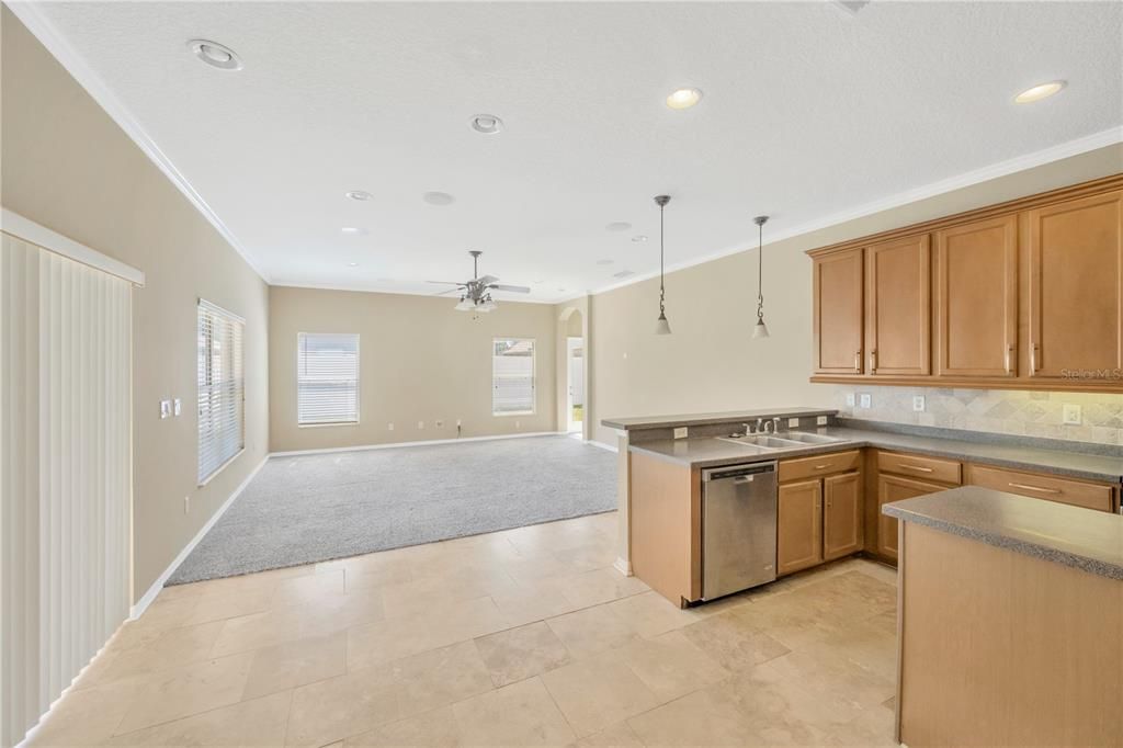 For Sale: $399,000 (4 beds, 3 baths, 2210 Square Feet)