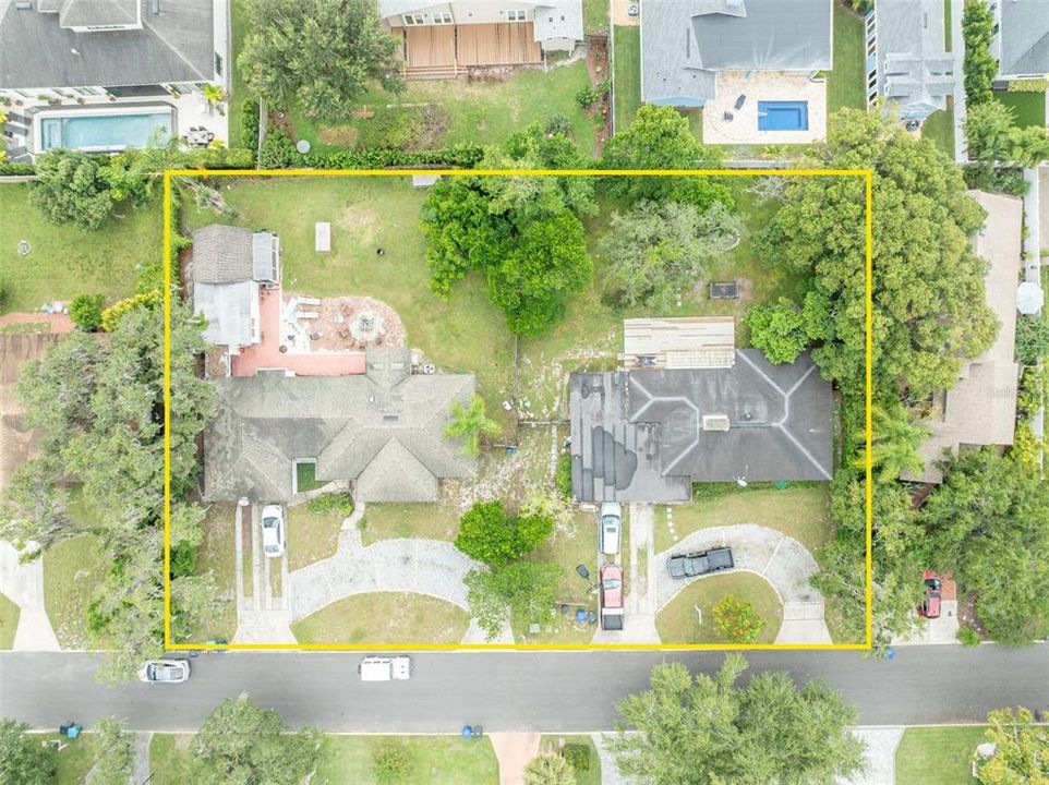 На продажу: $800,000 (0.19 acres)